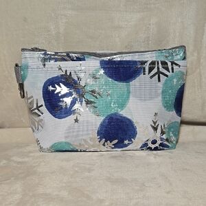 NWT Thirty-one Clear Clip Pouch In Snowflake Sparkle